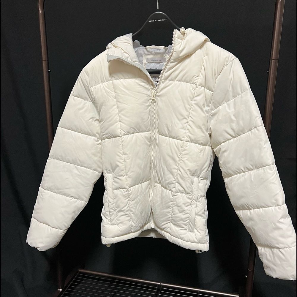 White puffer coat